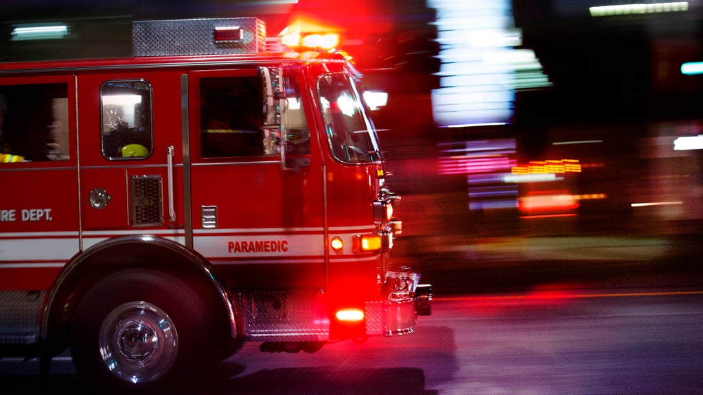Crews battle structure fire in Victoria neighborhood, city officials say — WCCO / CBS Minnesota, Medina Community news