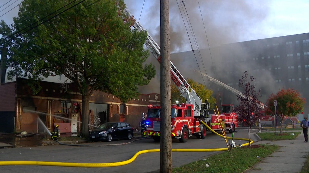 2 Minneapolis firefighters hurt in East Franklin Avenue business fire — WCCO / CBS Minnesota, Medina Health news