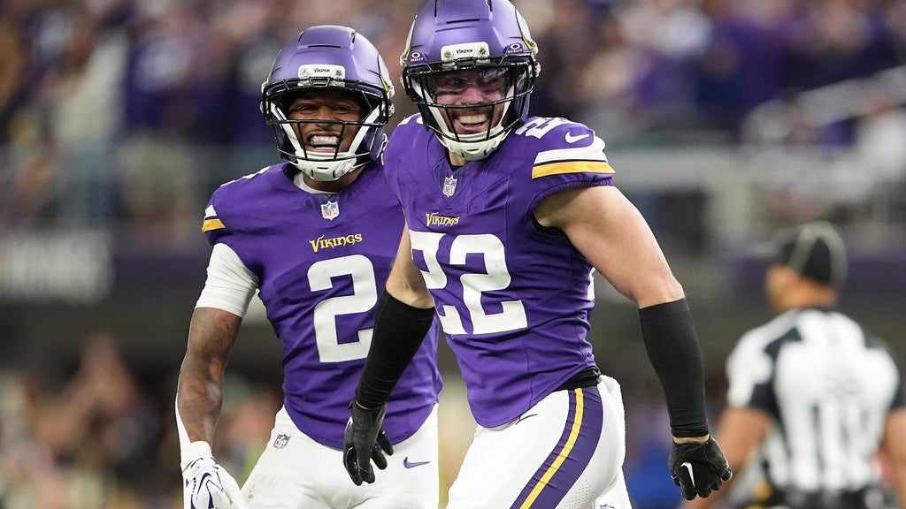 Vikings defense clamps down on Daniel Jones and the Colts for a 16-10 victory to stay undefeated — WCCO / CBS Minnesota, Medina Arts news