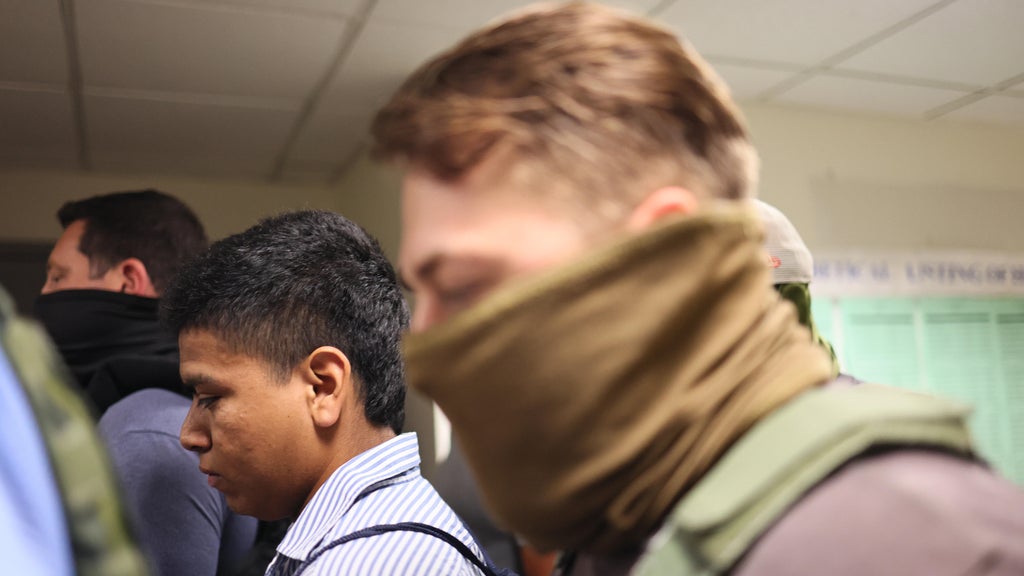 DOJ sues St. Paul and Portland, Oregon, over mask and ID requirements for federal officers — WCCO / CBS Minnesota, Medina Government news