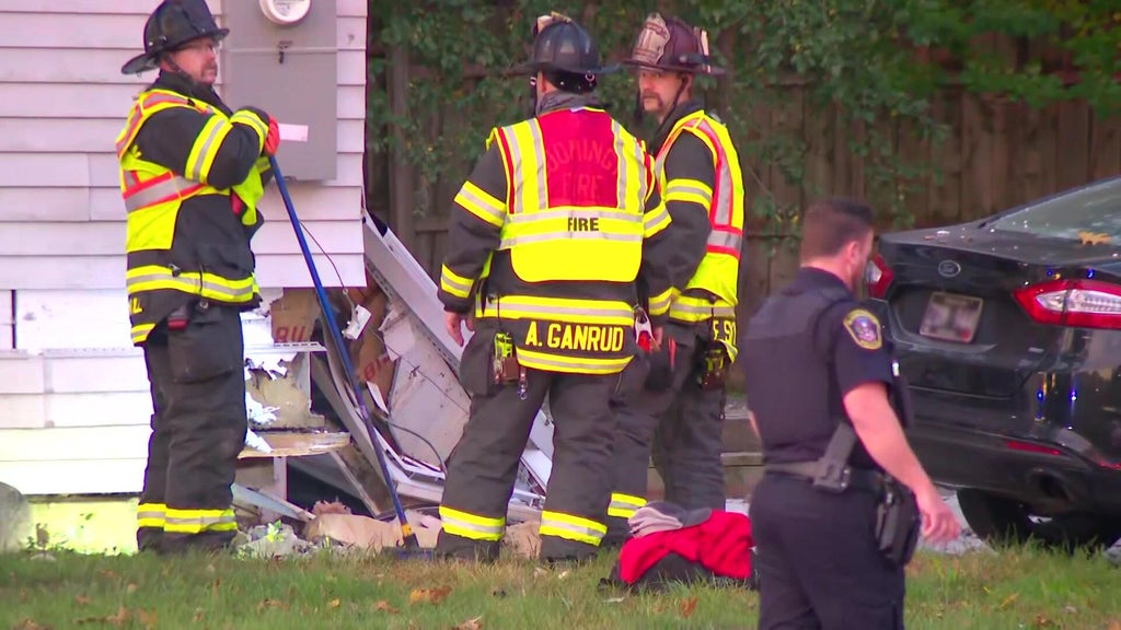 Man blew through Bloomington stop sign, hit car, which then struck home, police say — WCCO / CBS Minnesota, Medina Community news