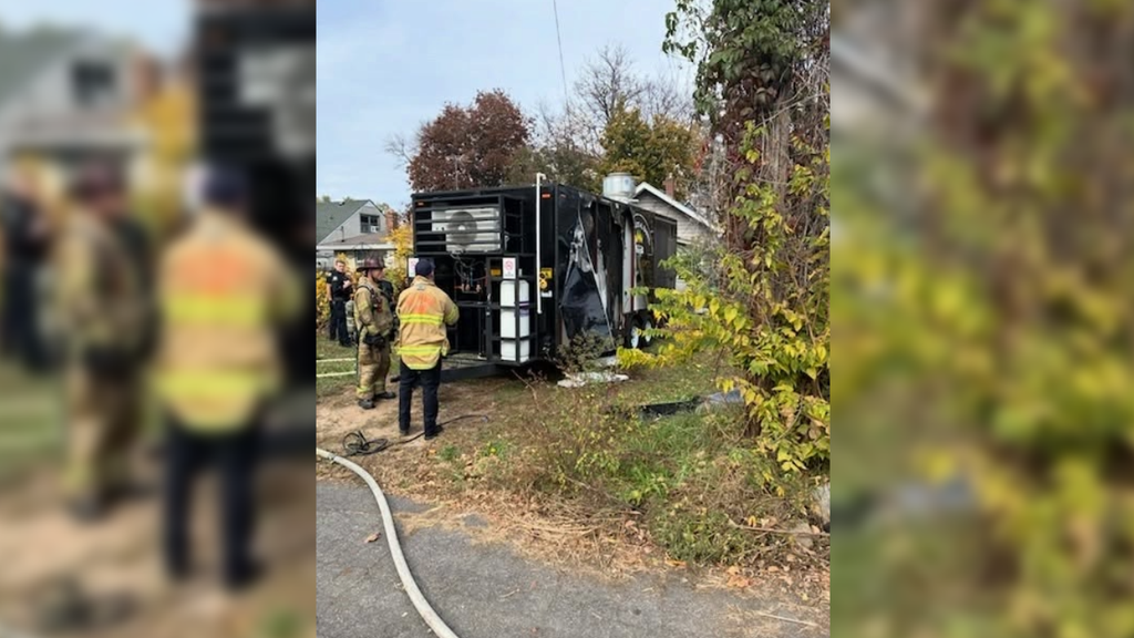 3 adults hospitalized after fire at food truck on St. Paul's east side — WCCO / CBS Minnesota, Medina Dining news