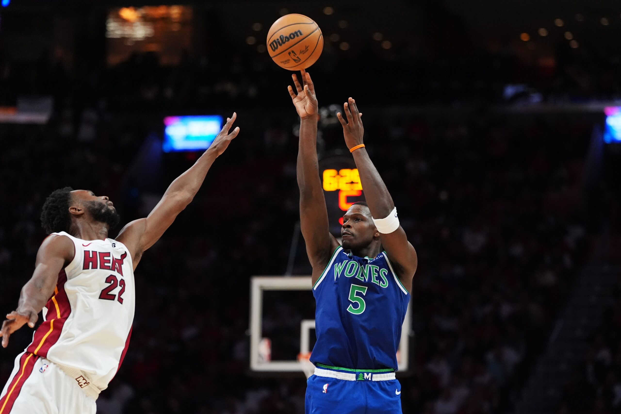Anthony Edwards scores 45, Wolves roll past Heat 131-106 to spoil Giannis’ opener — KSTP 5, Medina Business news