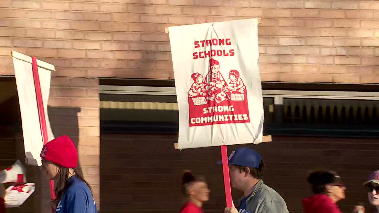 St. Paul Public Schools board delays vote on midyear teacher cuts — FOX 9, Medina Schools news