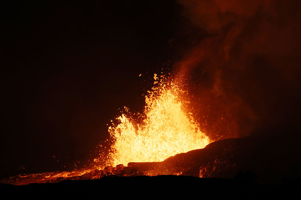 Kīlauea volcano activity prompts trail closures at popular Hawaii national park — FOX 9, Medina Schools news